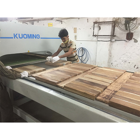 High Frequency Press - Edge Glue 6